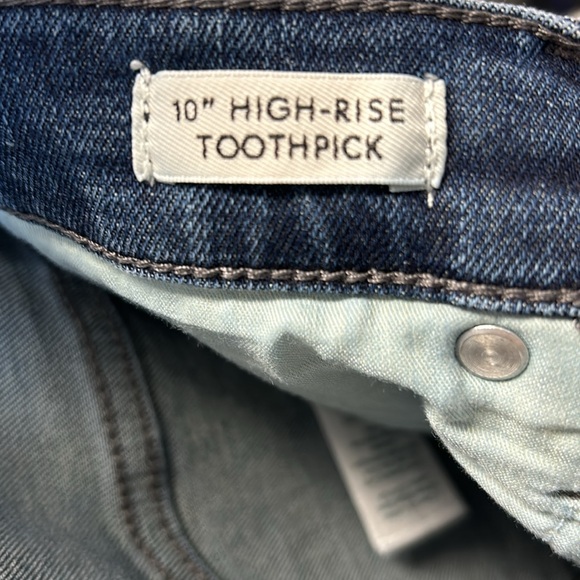 J Crew 10 inch High-Rise Toothpick jeans in medium wash size 26 - Picture 4 of 4